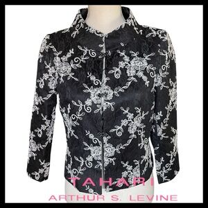 NWT Tahari ASL Black/White Asian Zen Decorative Clasp Short Jacket (2/4)